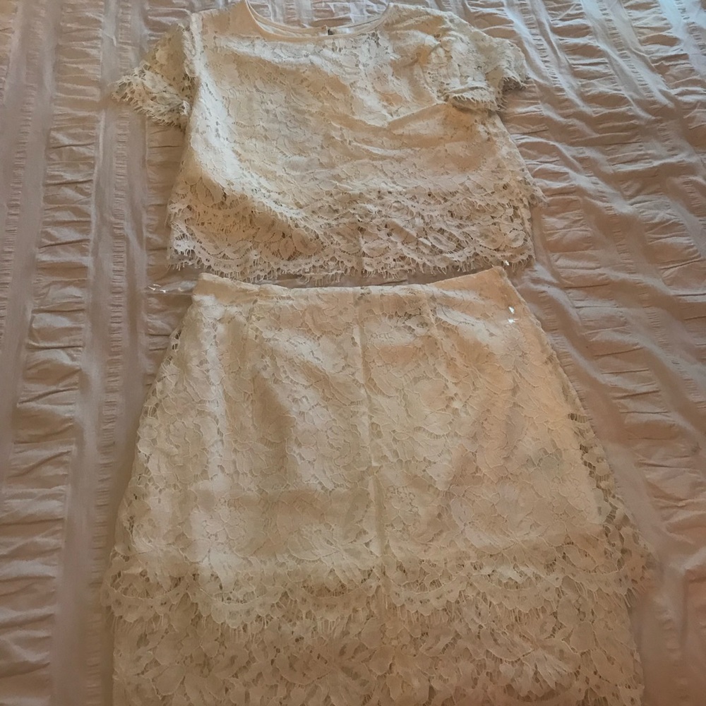 Two piece lulu’s lace skirt and crop top
